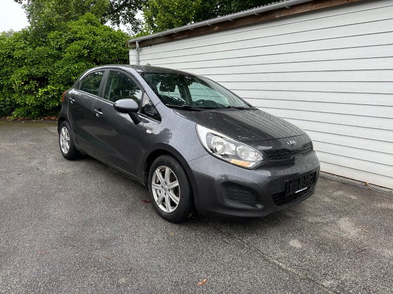 Kia Rio CVVT Active