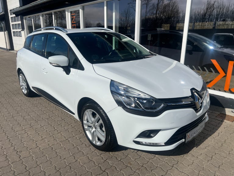 Renault Clio IV TCe 90 Expression Sport Tourer