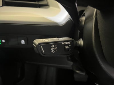 Audi Q4 e-tron Business