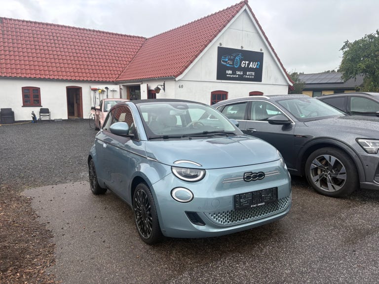 Fiat 500e la Prima Cabrio