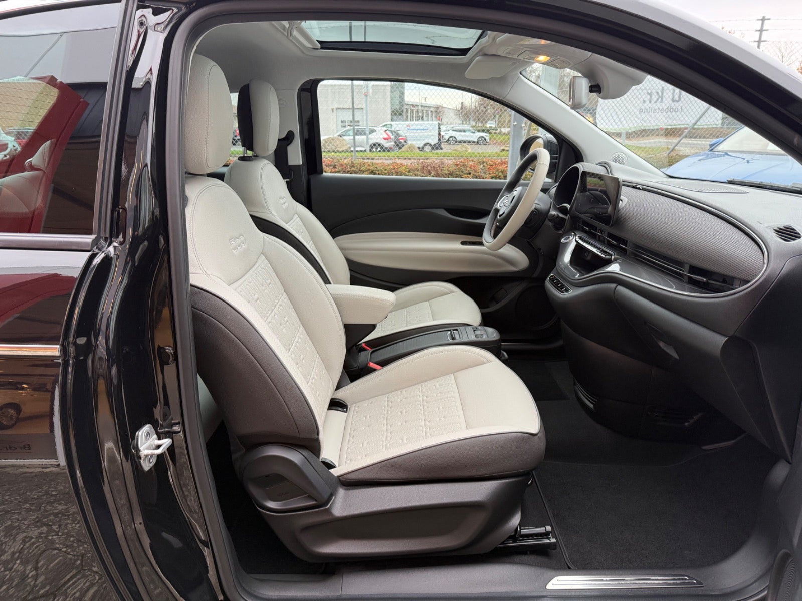 Billede af Fiat 500e 42 la Prima by Bocelli