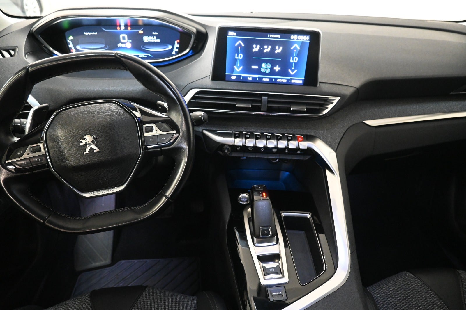 Peugeot 3008 BlueHDi 130 Allure LTD EAT8