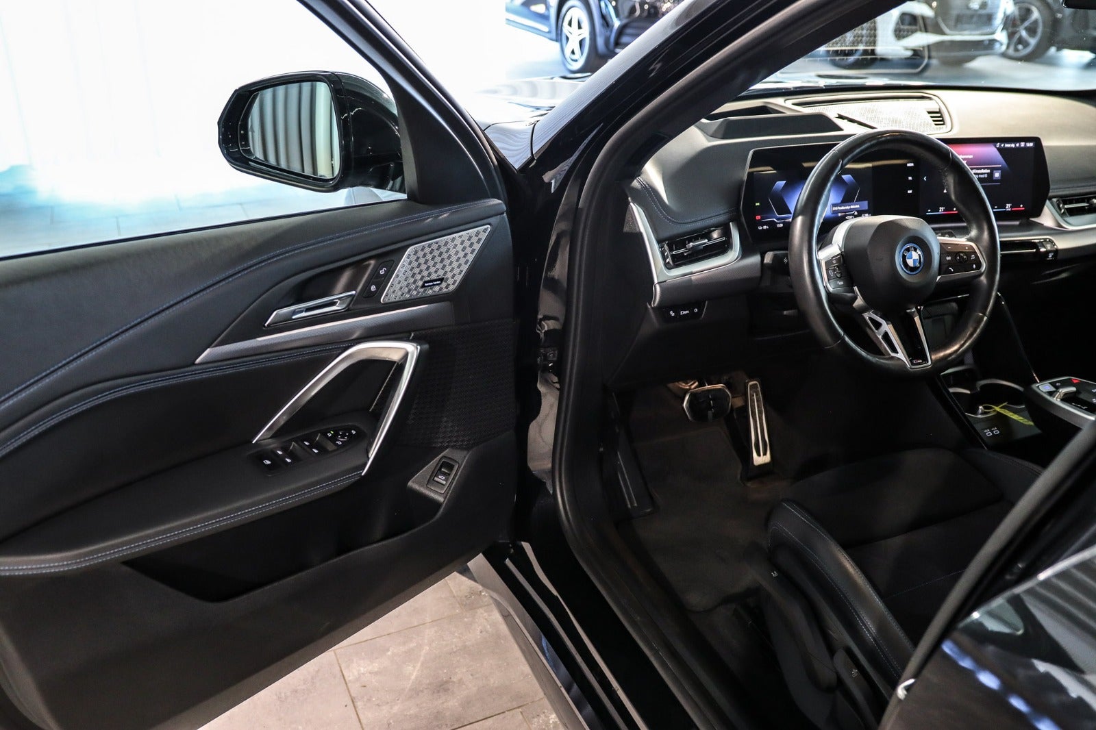 Billede af BMW iX1  xDrive30 M-Sport