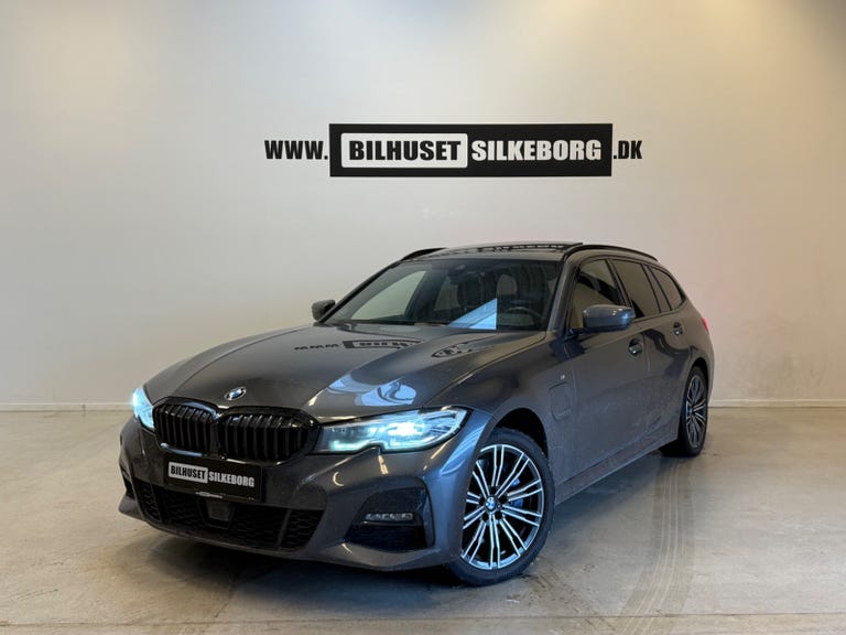 BMW 330e Touring M-Sport aut.