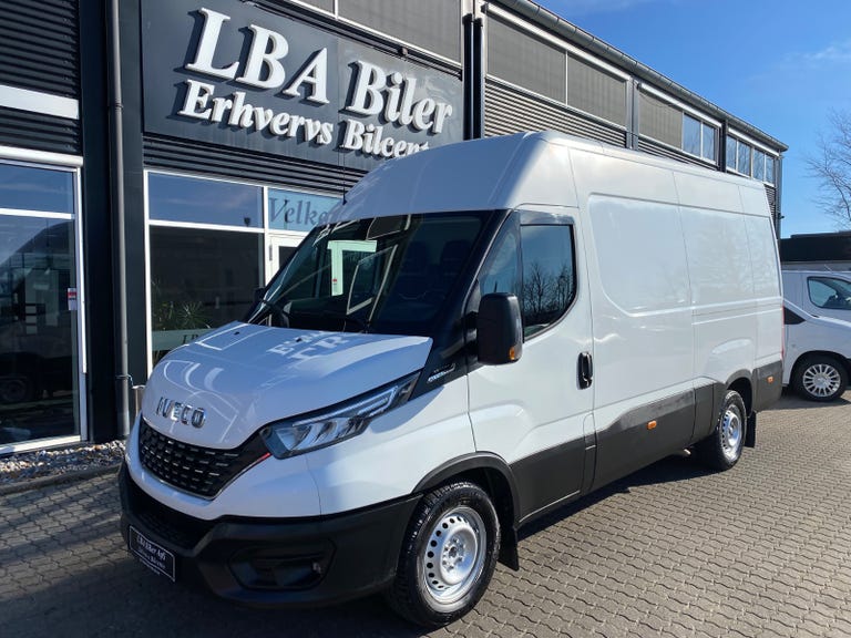 Iveco Daily 35S16 12m³ Van AG8