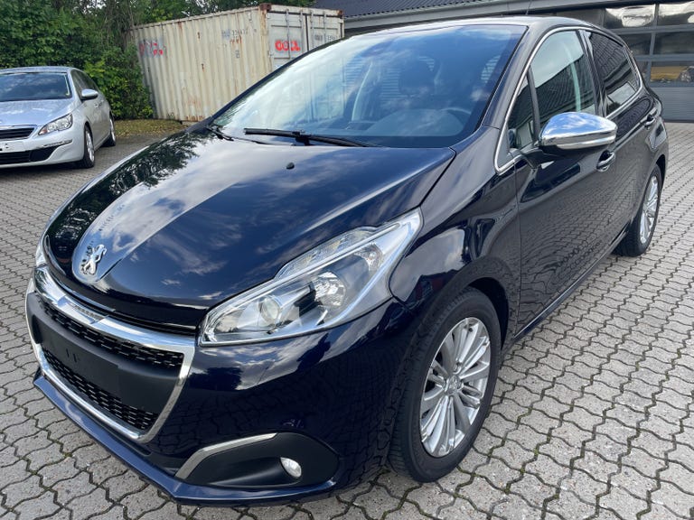 Peugeot 208 BlueHDi 100 Allure
