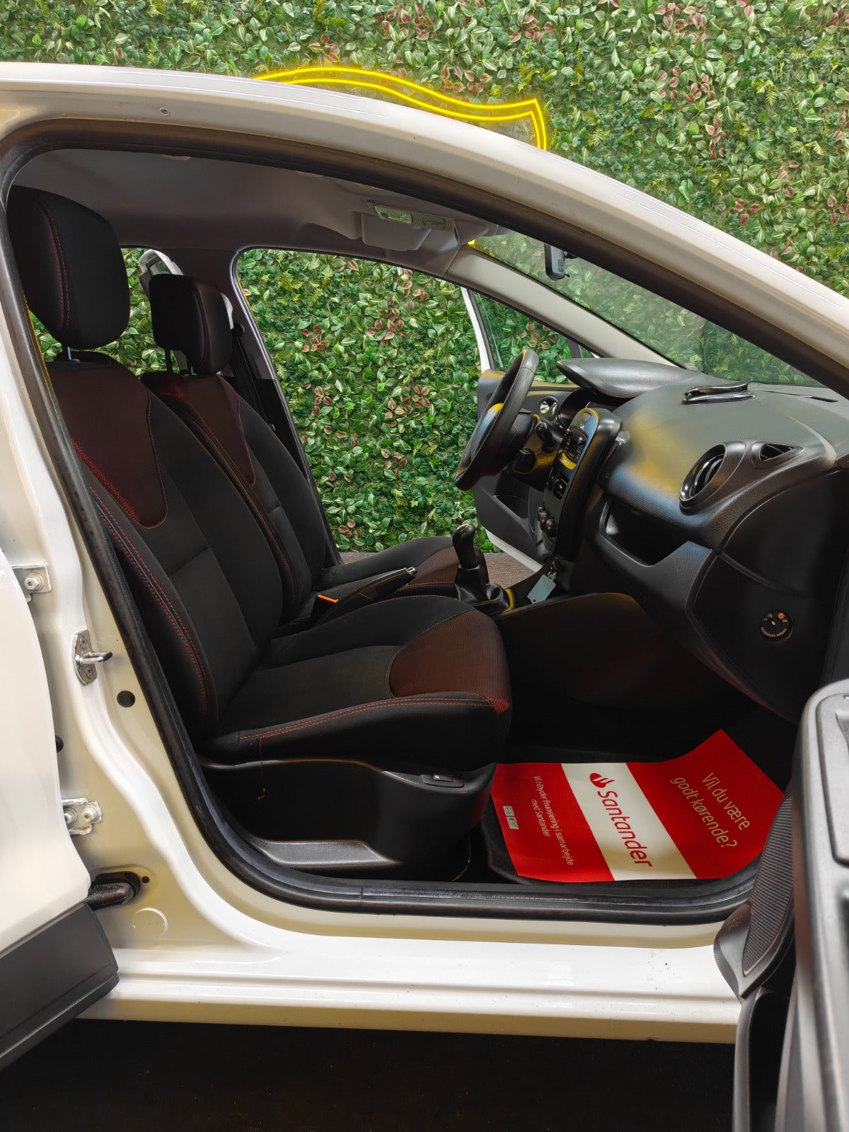 Billede af Renault Clio IV 1,2 16V Authentique
