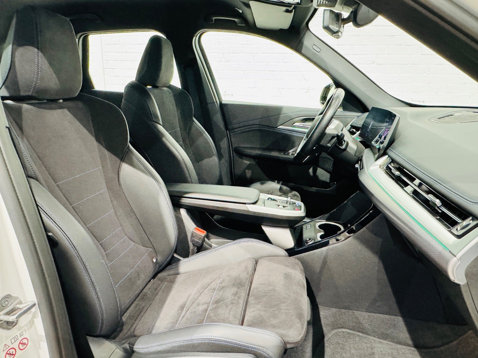 BMW iX1  xDrive30 M-Sport,  5-dørs