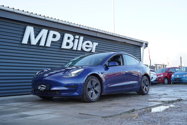Tesla Model 3  RWD