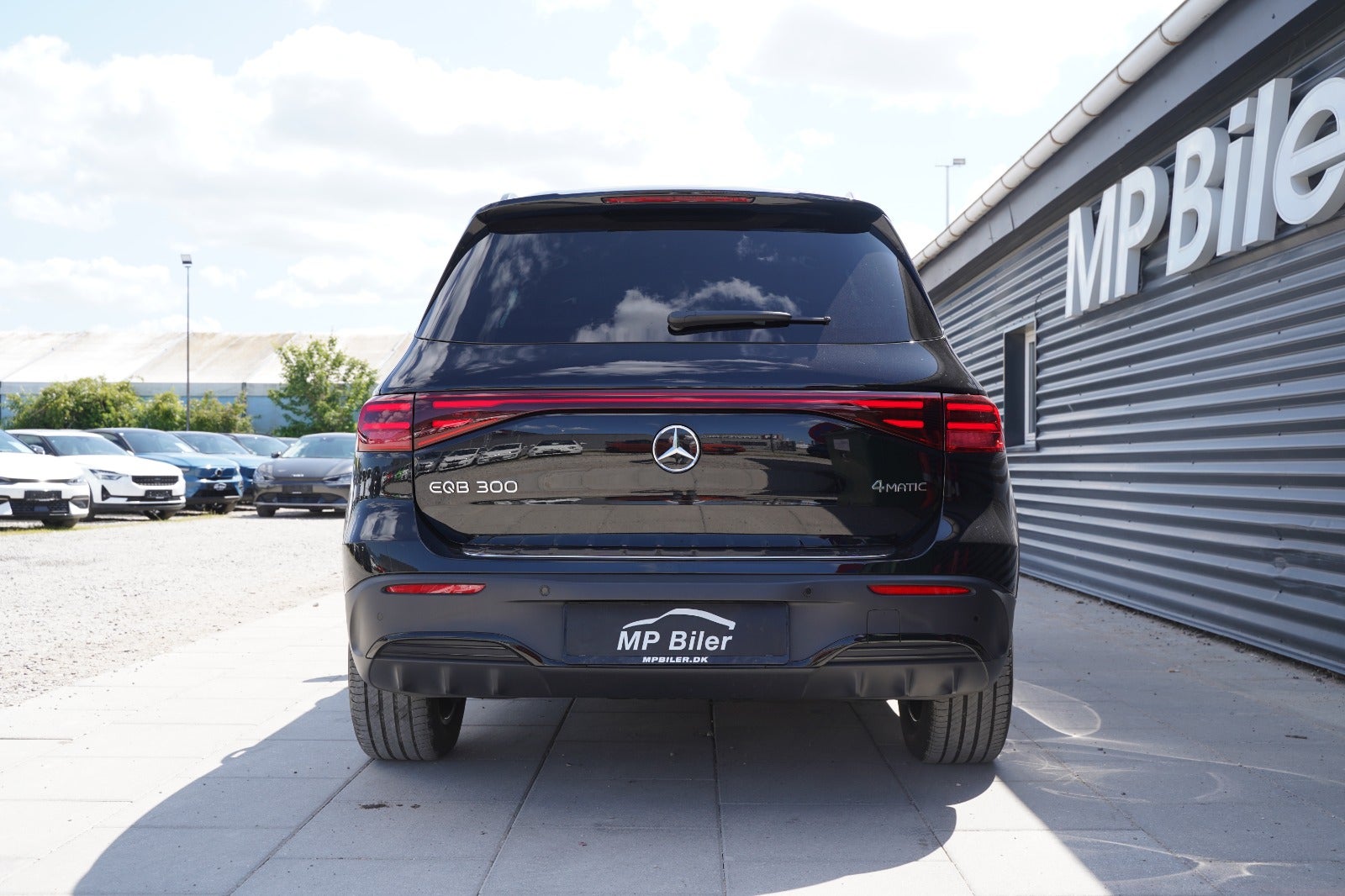 Billede af Mercedes EQB300  AMG Line 4Matic