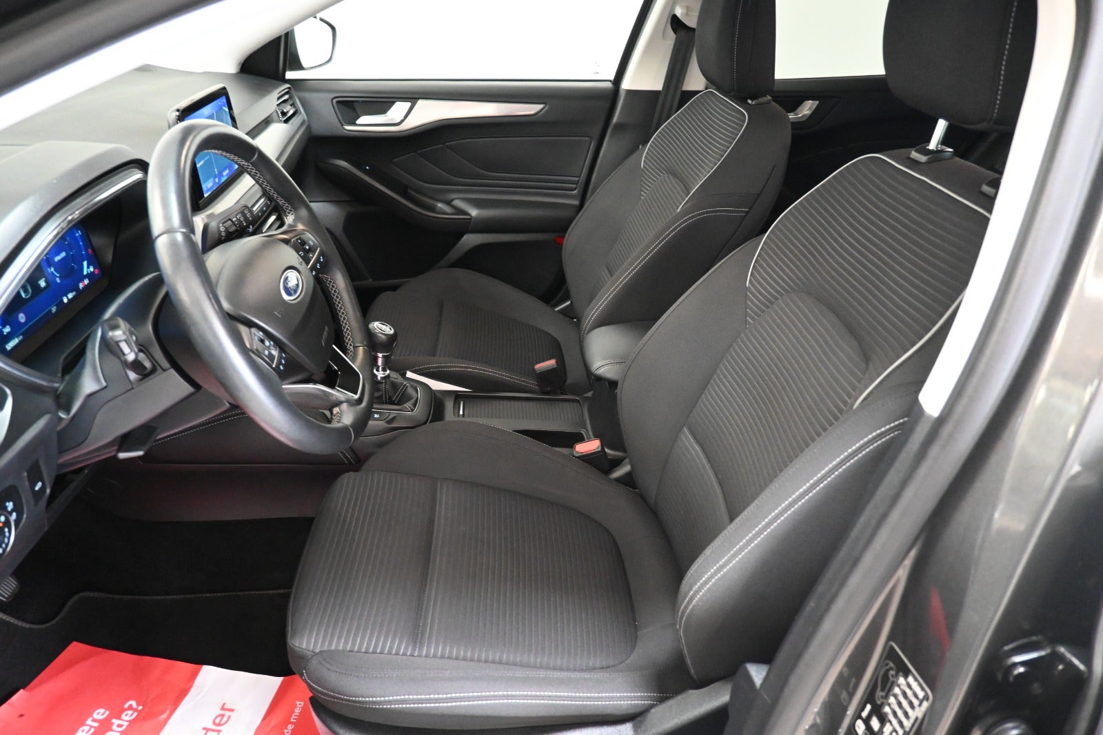 Ford Focus EcoBoost mHEV Titanium X stc.