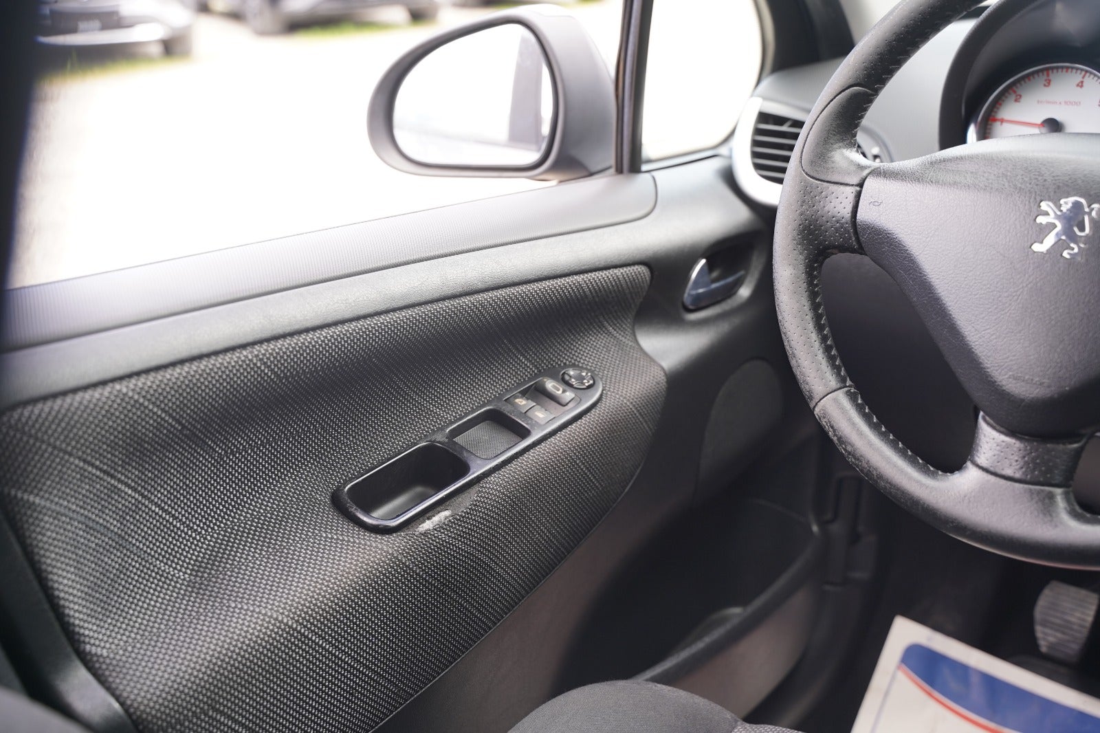 Billede af Peugeot 207 1,6 VTi S16