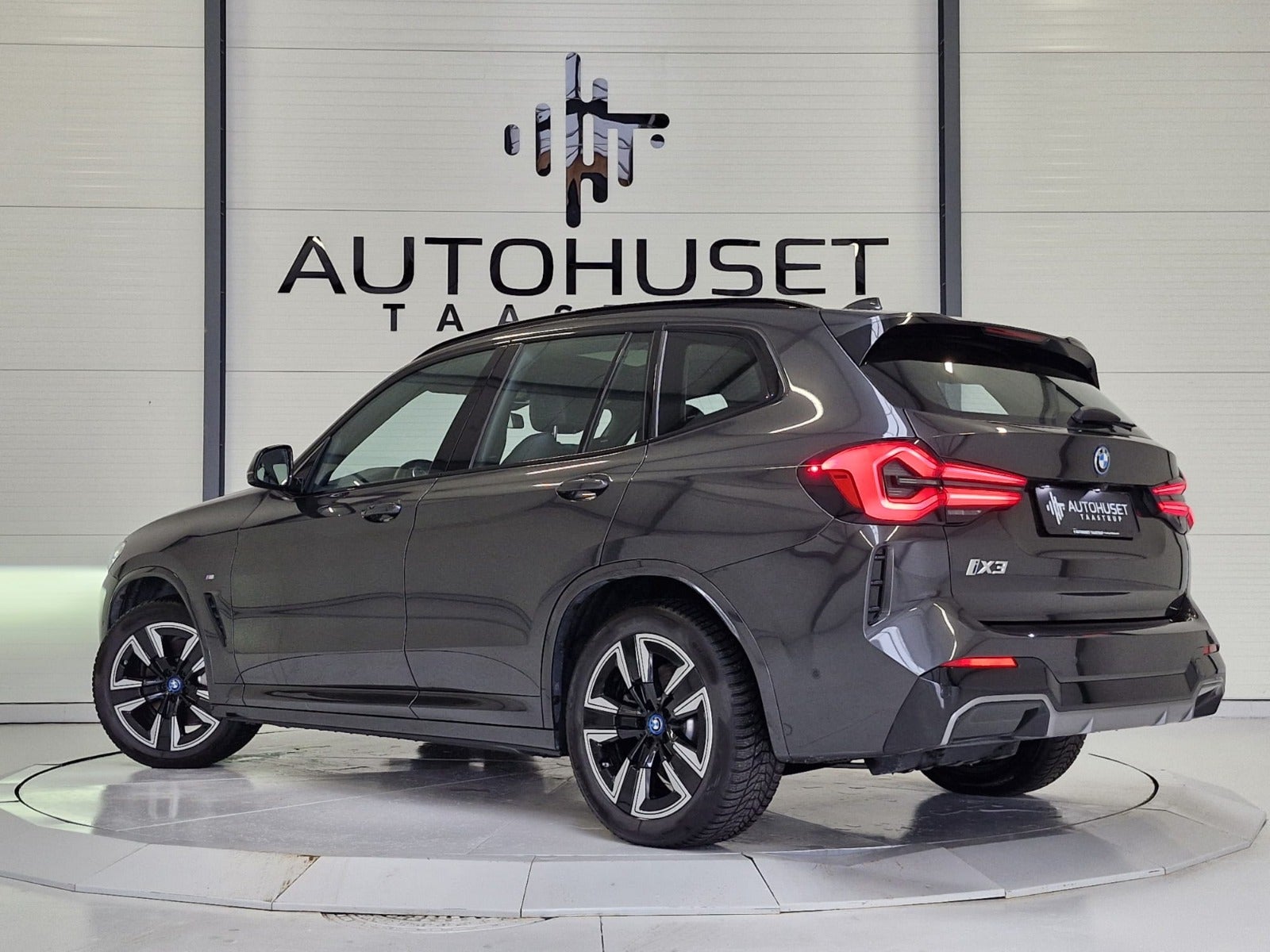 Billede af BMW iX3  Charged M-Sport