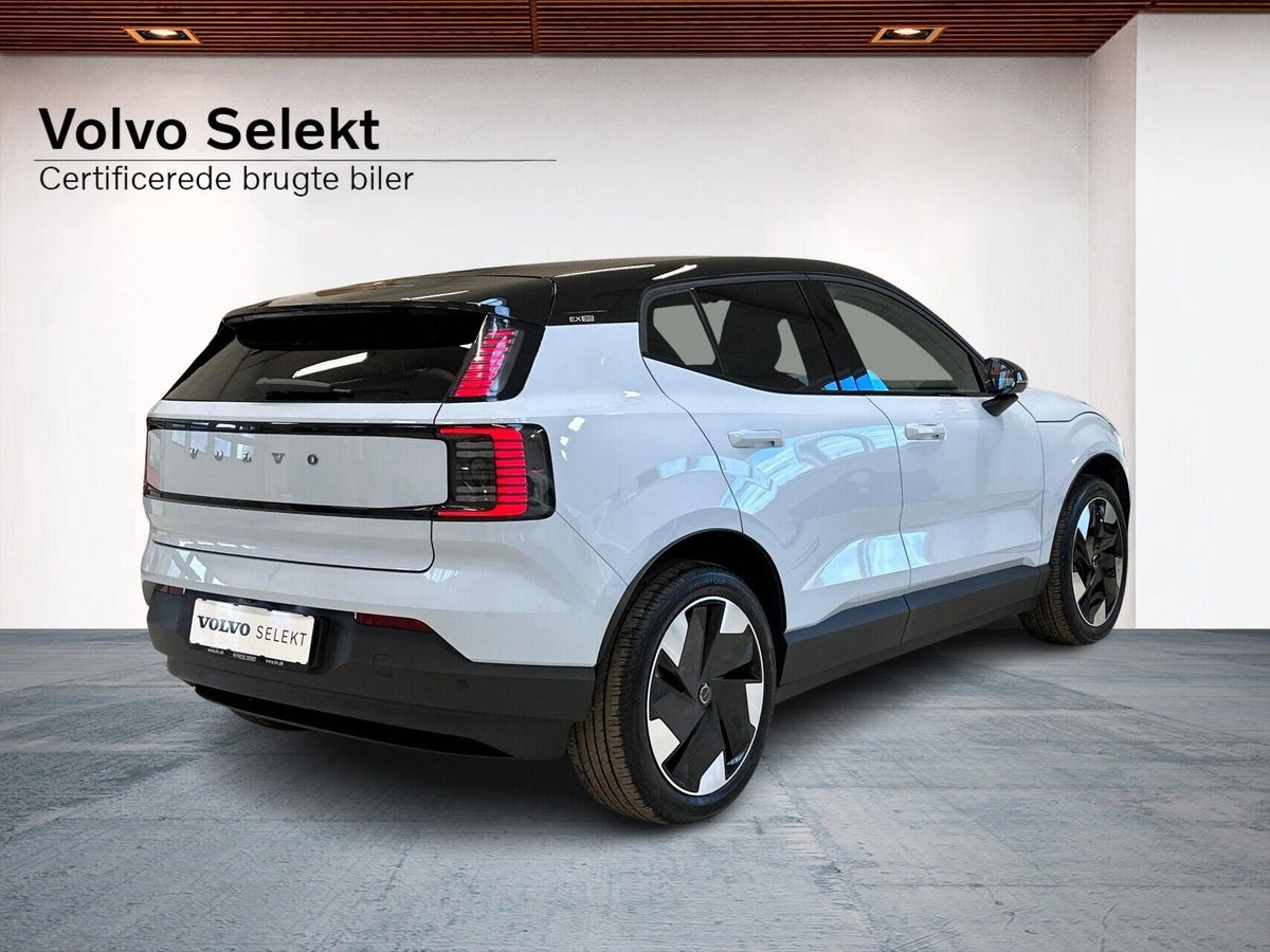 Volvo EX30 Extended Range Plus billede 2
