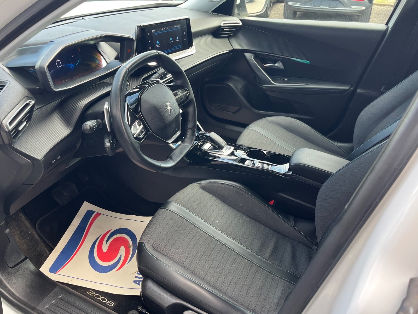 Billede af Peugeot 2008 1,2 PureTech 130 Allure EAT8