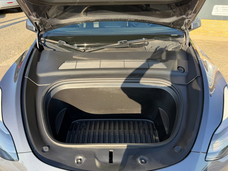 Tesla Model Y Long Range AWD — billede 10