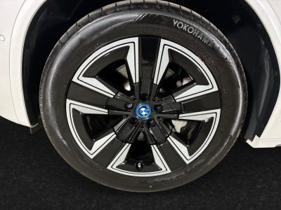 BMW iX3 Charged M-Sport