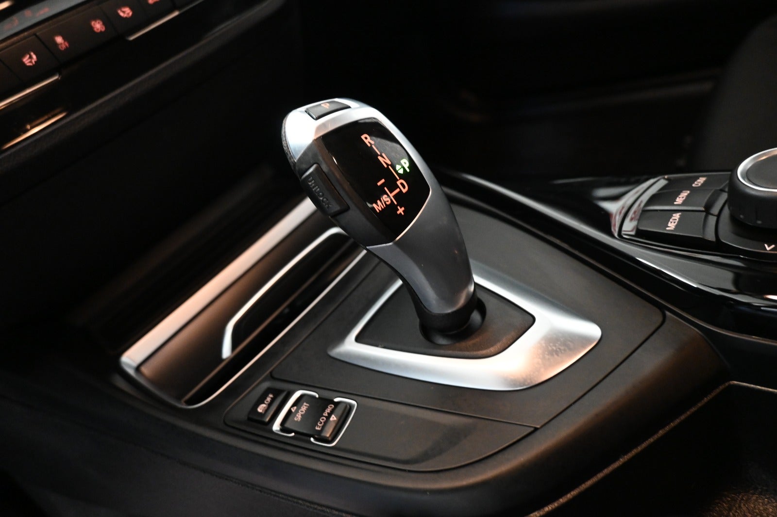 BMW 120i Connected aut.