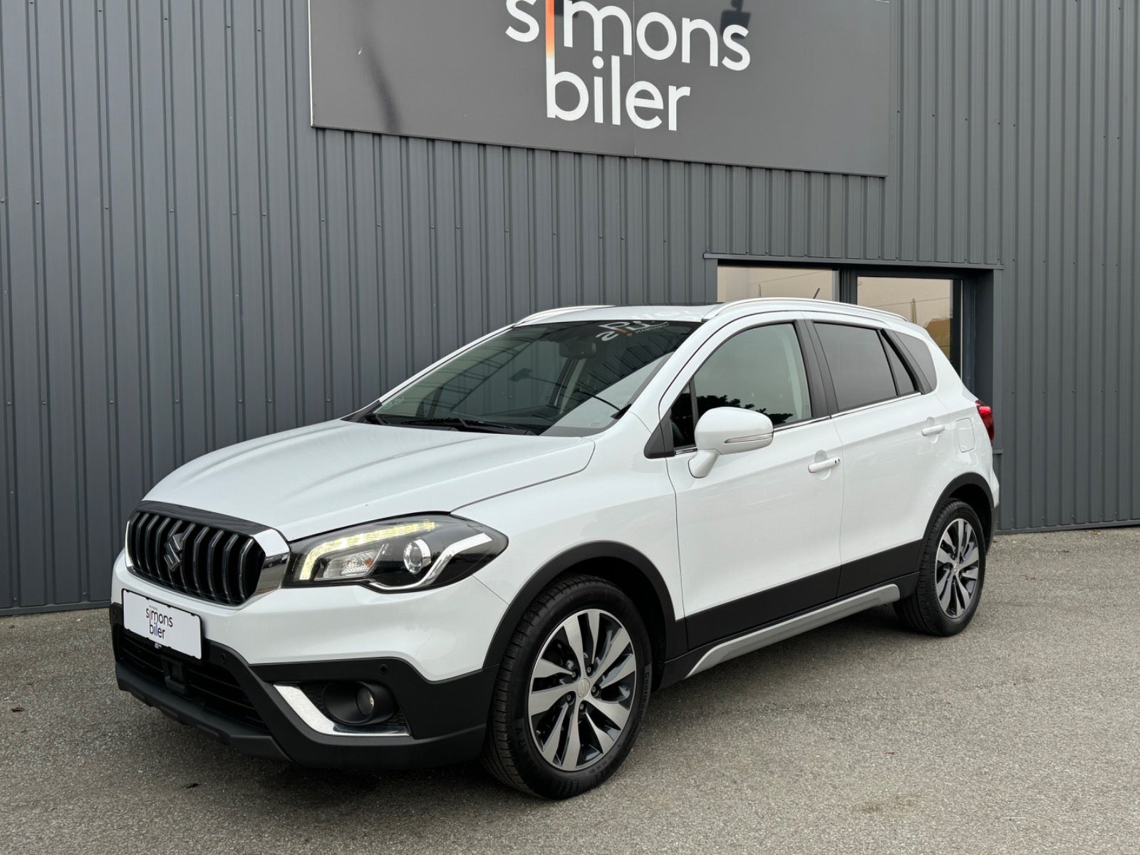 Suzuki S-Cross 2019