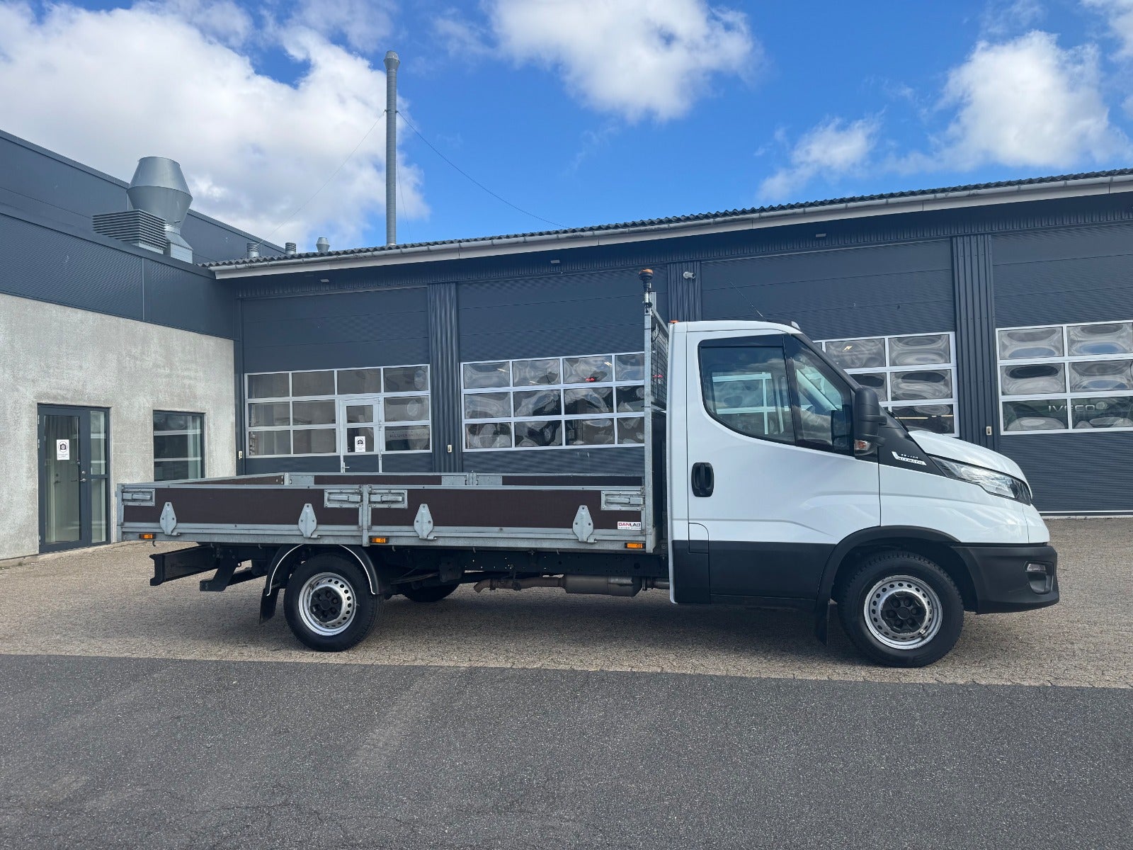 Billede af Iveco Daily 2,3 35S14 4100mm Lad AG8
