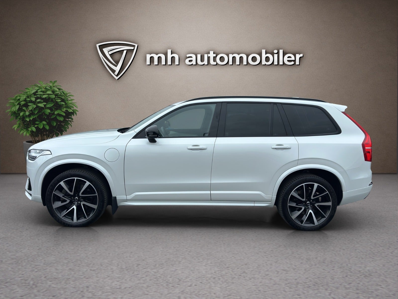 Billede af Volvo XC90 2,0 T8 ReCharge Ultimate Dark aut. AWD 7prs