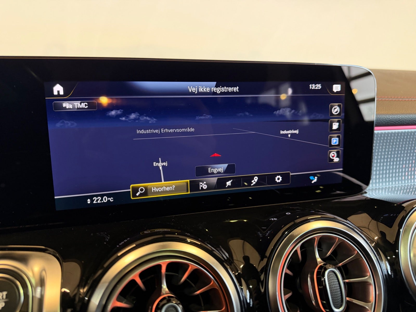 Mercedes EQB300 AMG Line 4Matic
