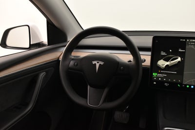 Tesla Model Y Long Range RWD
