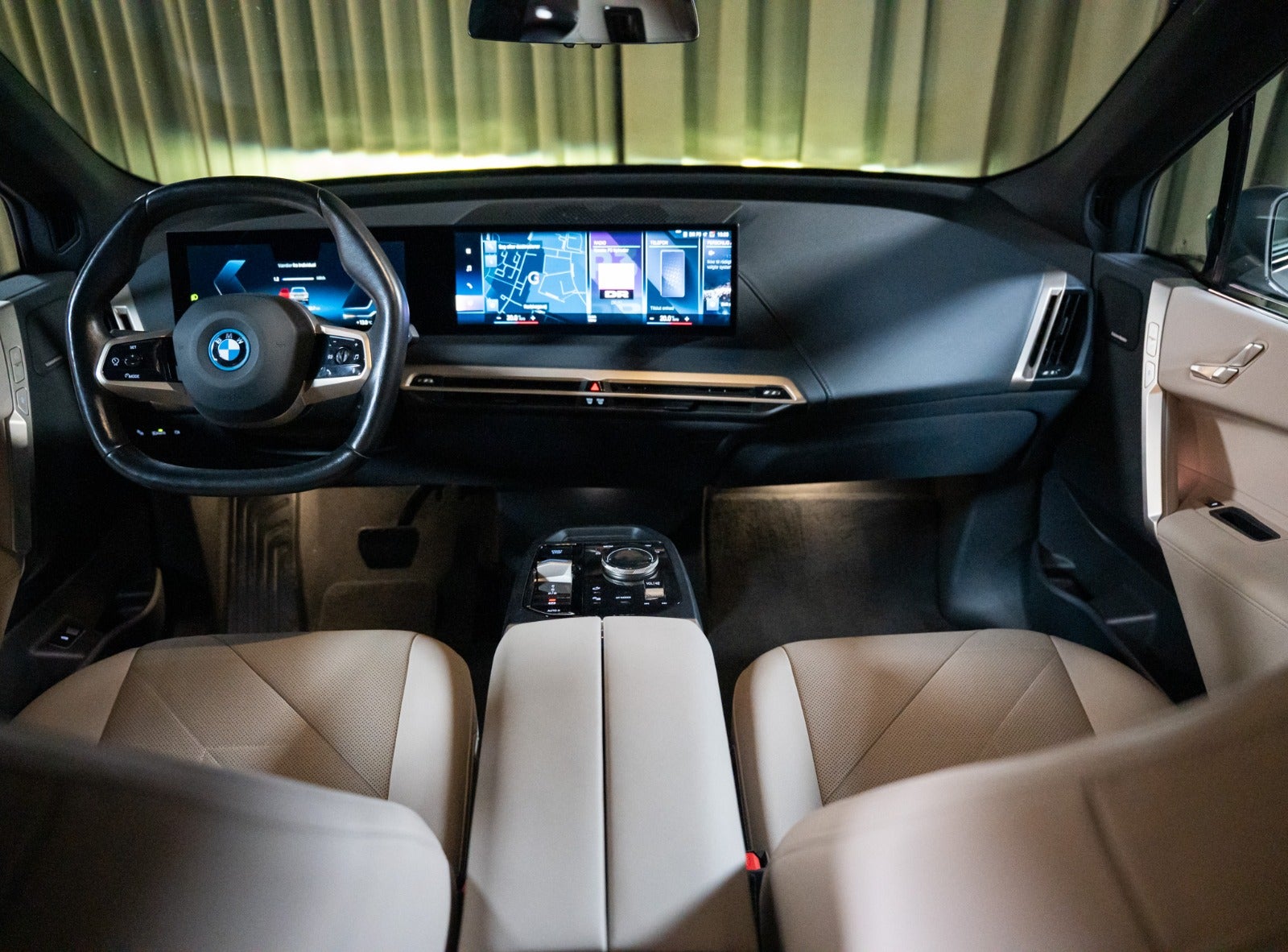 Billede af BMW iX  xDrive40