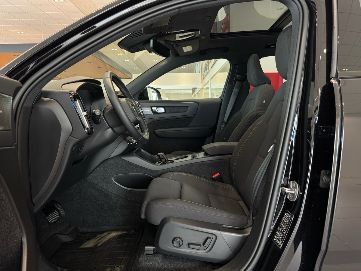 Volvo EX40 Extended Range Black Edition billede 8
