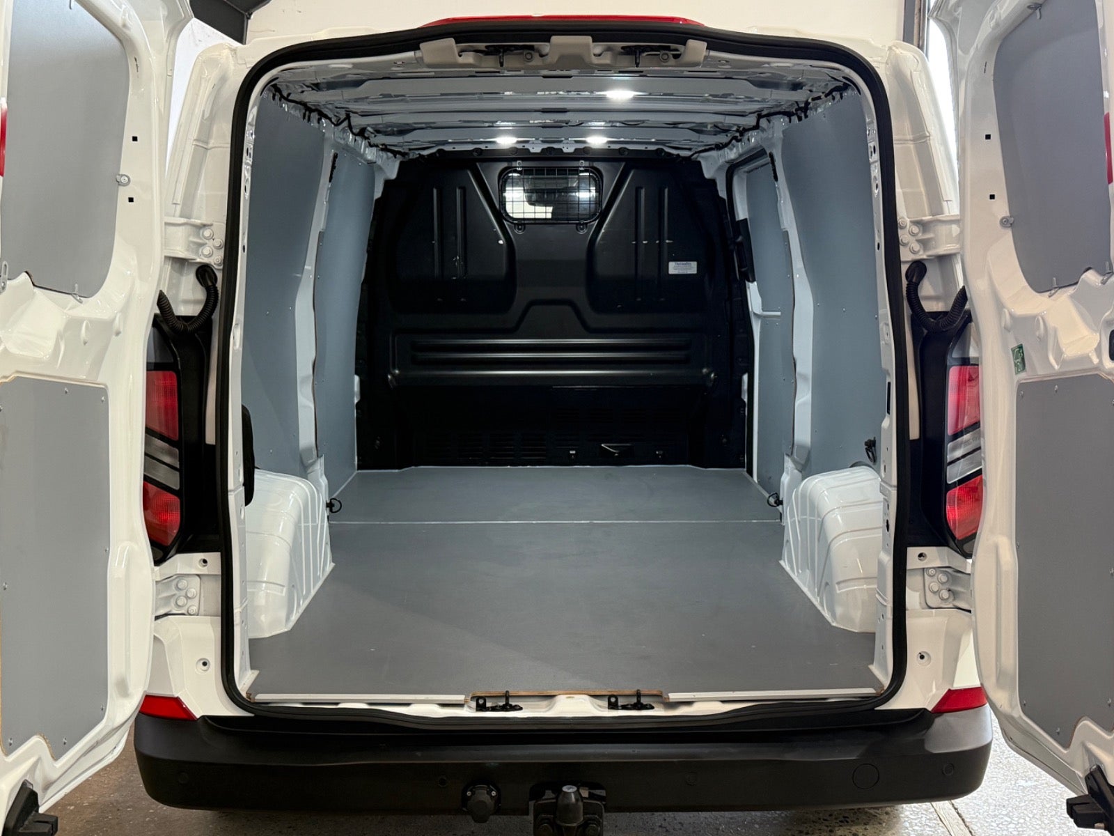 Ford Transit Custom 300L EcoBlue Trend aut.