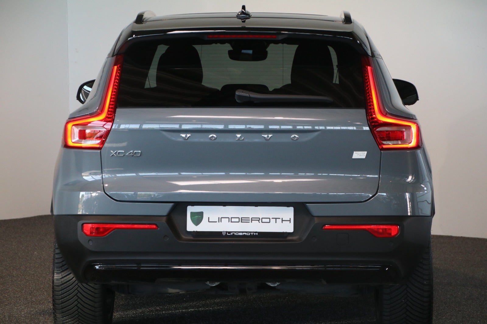 Volvo XC40 P8 ReCharge Twin Ultimate 5d - 4