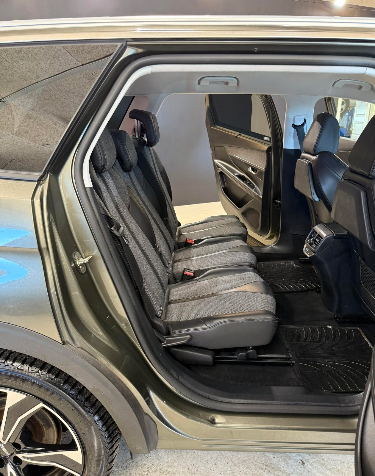 Billede af Peugeot 5008 1,5 BlueHDi 130 Allure 7prs