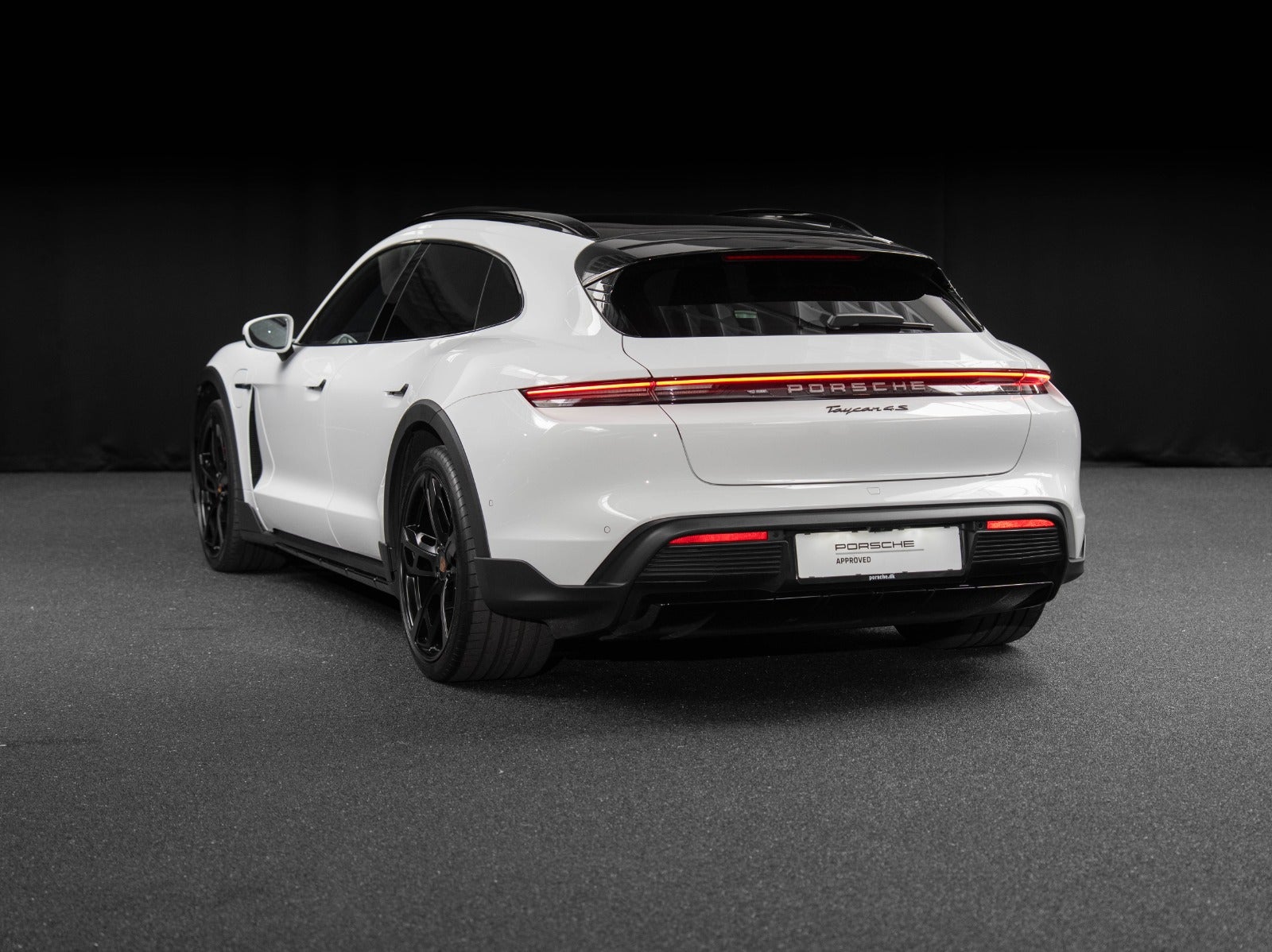 Gallery image 2 of 18