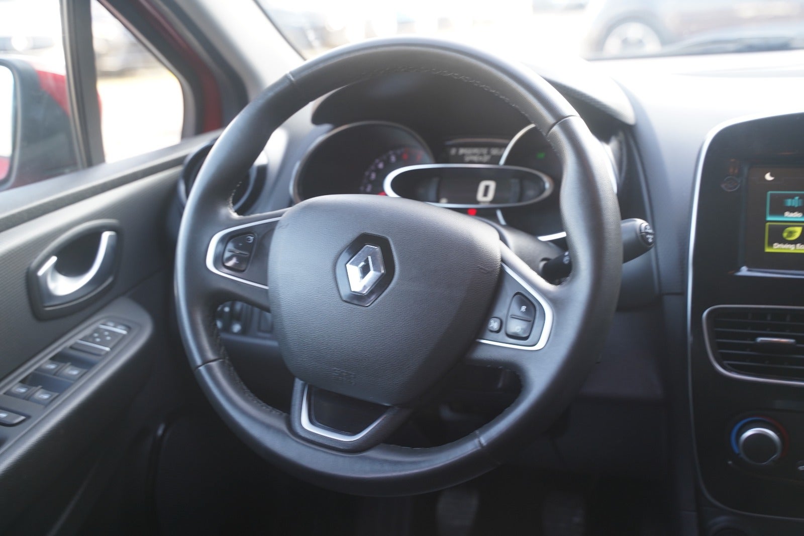 Billede af Renault Clio IV 0,9 TCe 90 GO! Sport Tourer