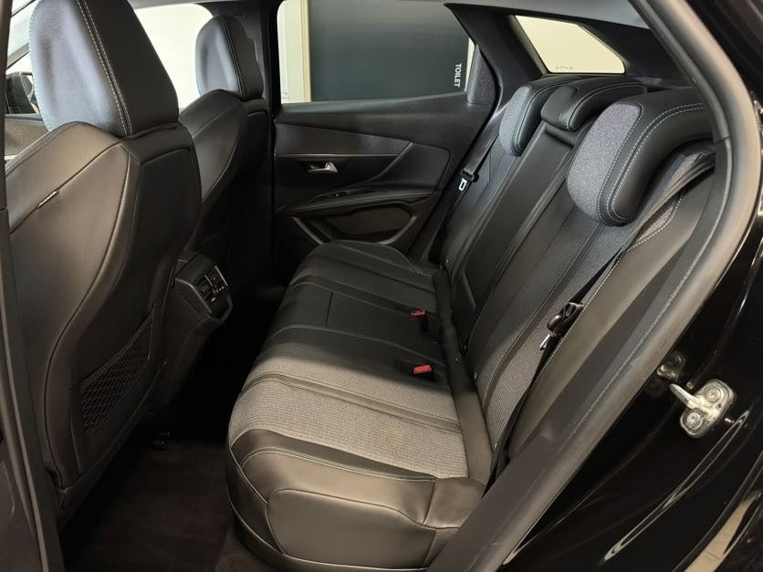 Peugeot 3008 Hybrid First Selection EAT8