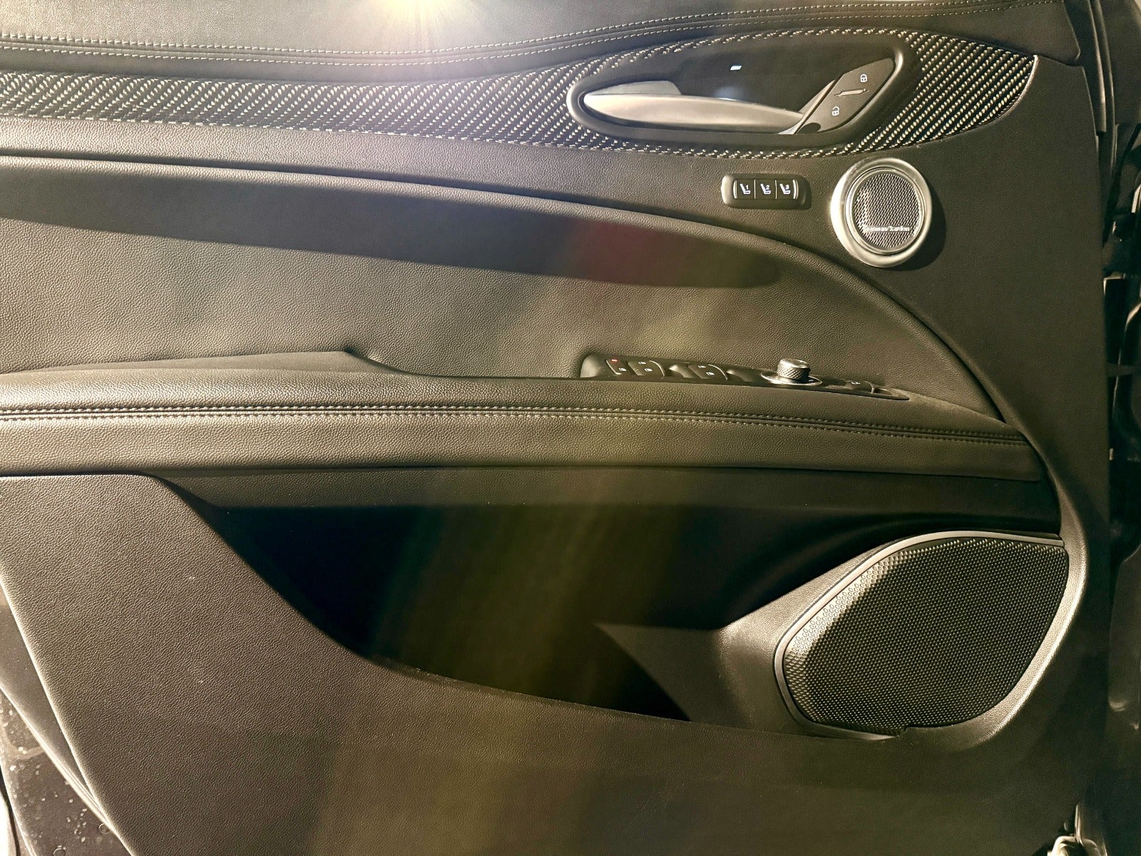 Billede af Alfa Romeo Stelvio 2,9 V6 Quadrifoglio aut. Q4