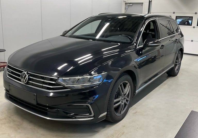 VW Passat GTE Variant DSG Van