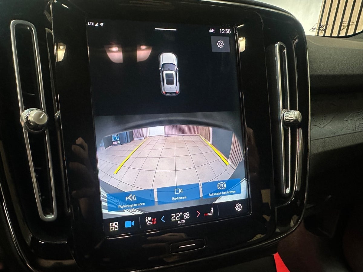 Volvo XC40 P6 ReCharge Core