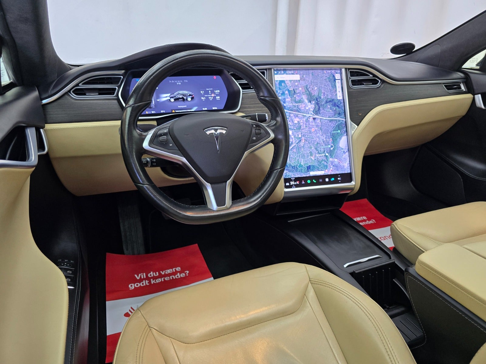 Tesla Model S 2016