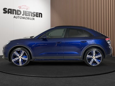 Porsche Macan 4