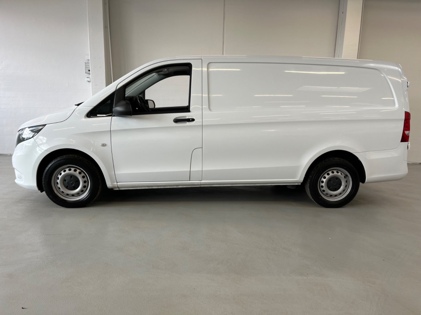 Billede af Mercedes Vito 114 2,0 CDi Kassevogn aut. L RWD