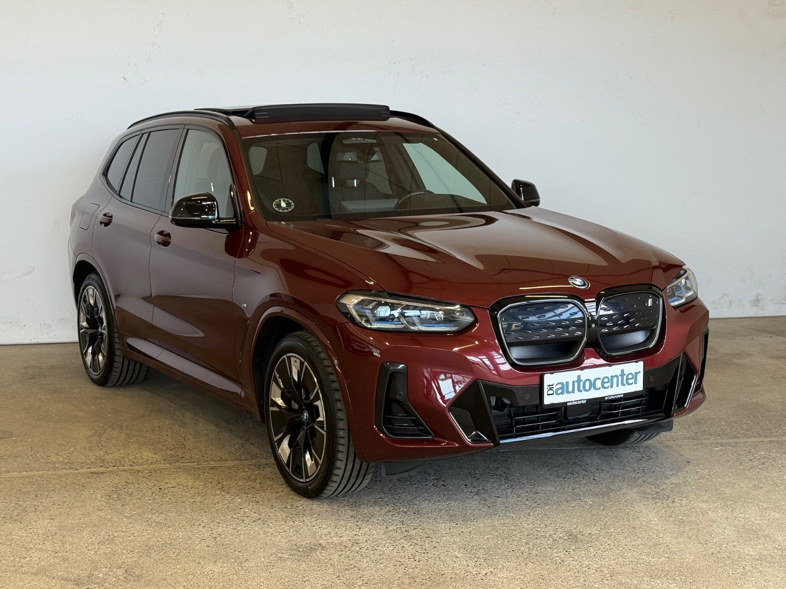 BMW iX3 Charged Plus M-Sport