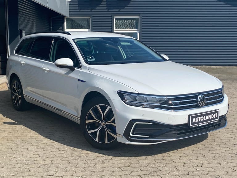 VW Passat GTE Variant DSG