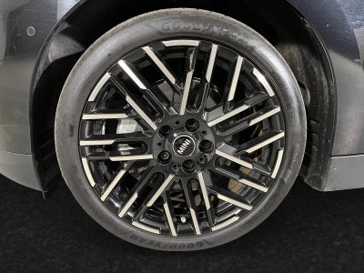 MINI Cooper SE Favoured Trim M
