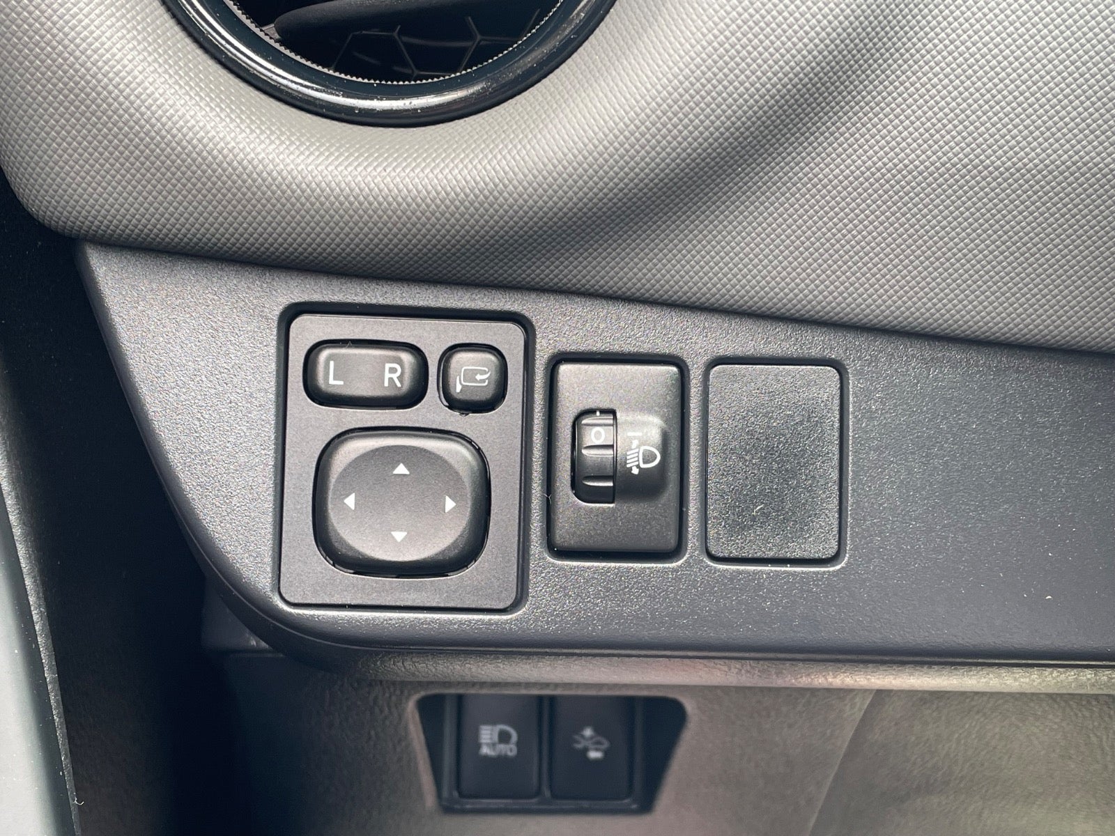 Billede af Toyota Yaris 1,5 Hybrid H2 Style Luksus e-CVT