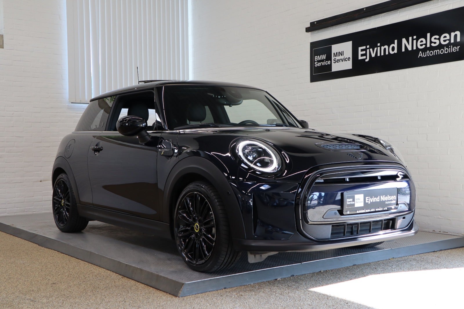MINI Cooper SE Yours Trim