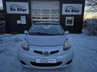 Toyota Aygo 1,0 Plus Black komfort Benzin modelår 2009 km 129000 ABS airbag, Toyota Aygo 1,0 Plus Bl