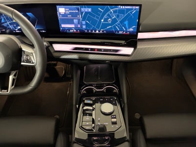 BMW i5 eDrive40 Touring Fully Charged M-Sport