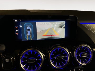 Mercedes EQA300 Progressive 4Matic Van