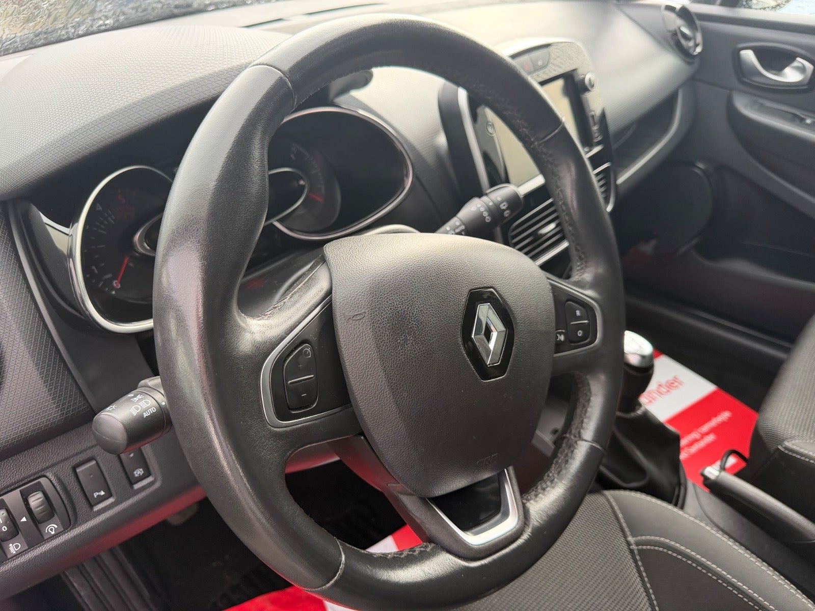 Renault Clio IV dCi 90 Limited Sport Tourer - billede 6